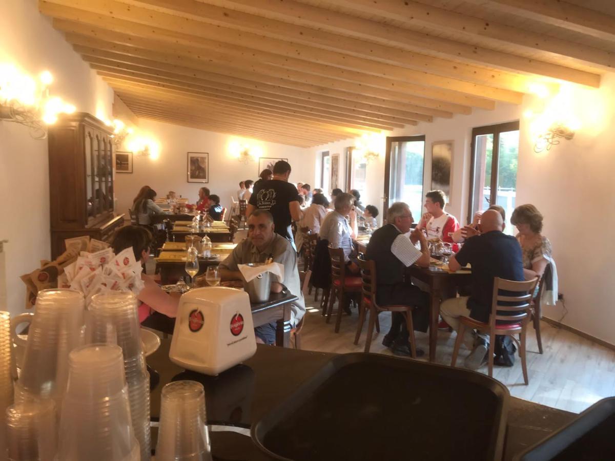 קומו Agriturismo La Fornace Centro Ippico מראה חיצוני תמונה