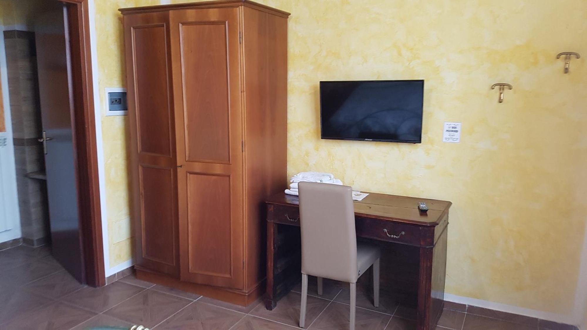 קומו Agriturismo La Fornace Centro Ippico מראה חיצוני תמונה